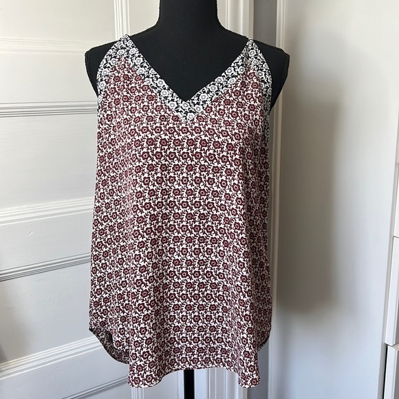 LOFT SLEEVELESS TOP SIZE S‎ - Picture 1 of 8